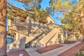 Photo #1: 2652567 Listing 