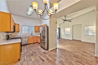 Photo #3: 2652567 Listing 