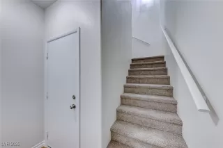 Photo #3: 2652573 Listing