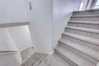 Photo #4: 2652573 Listing