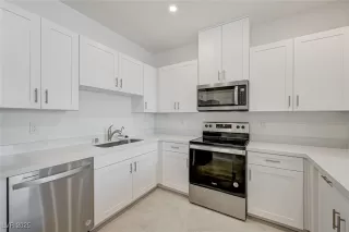 Photo #5: 2652585 Listing 