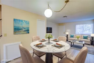 Photo #3: 2652613 Listing