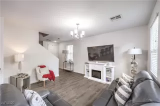 Photo #4: 2652625 Listing 