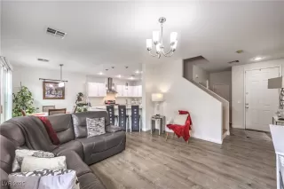 Photo #5: 2652625 Listing 