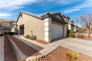 Photo #1: 2652660 Listing