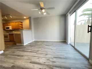 Photo #2: 2652679 Listing 
