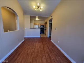 Photo #3: 2652685 Listing 