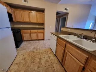 Photo #5: 2652685 Listing 