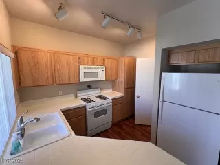 Photo #4: 2652737 Listing 