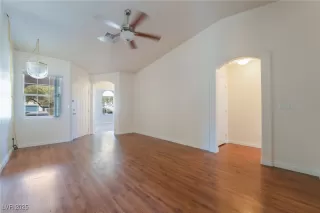 Photo #2: 2652739 Listing 