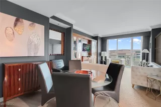 Photo #2: 2652743 Listing