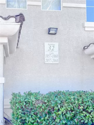 Photo #3: 2652759 Listing 
