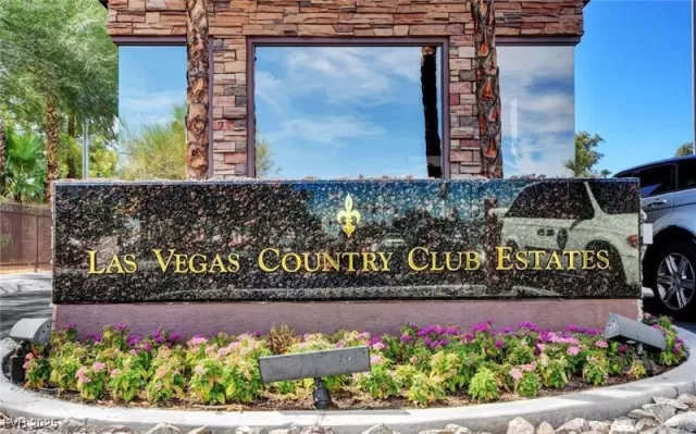 MLS: 2652792 Condo For Sale