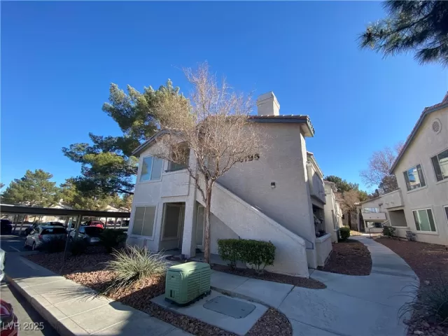 MLS: 2653831 Condo For Sale