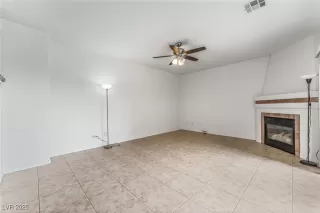 Photo #5: 2653855 Listing