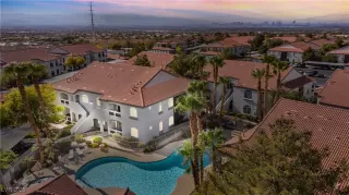 Photo #2: 2653861 Listing