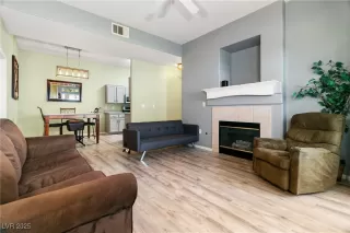 Photo #5: 2653861 Listing