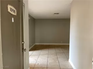 Photo #2: 2653912 Listing 