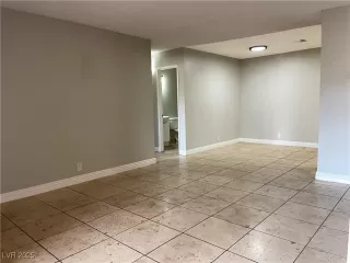 Photo #6: 2653912 Listing 