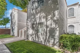 Photo #3: 2653930 Listing