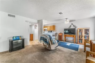 Photo #5: 2653930 Listing