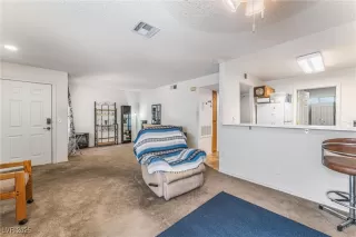 Photo #6: 2653930 Listing