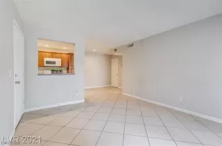 Photo #1: 2653937 Listing 