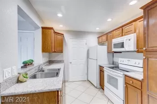 Photo #6: 2653937 Listing 