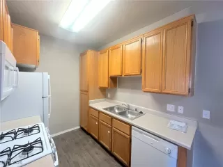 Photo #4: 2653980 Listing 