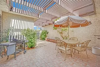 Photo #6: 2654016 Listing