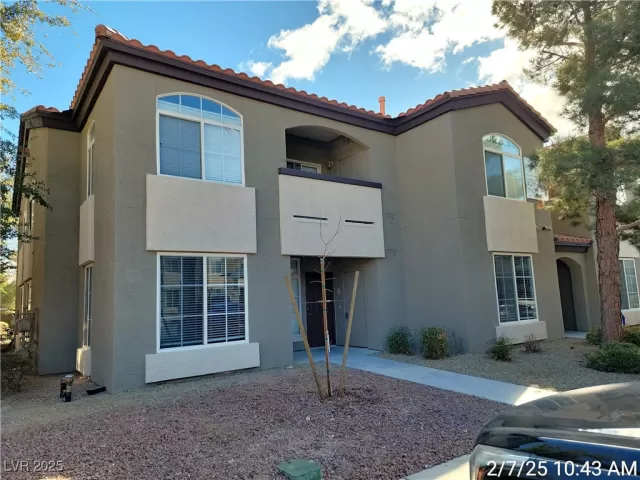 MLS: 2654031 Condo For Sale