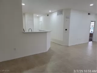 Photo #4: 2654031 Listing 