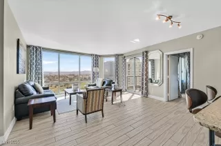 Photo #3: 2654043 Listing