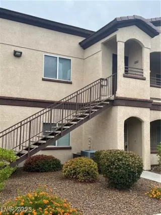 Photo #2: 2654071 Listing 