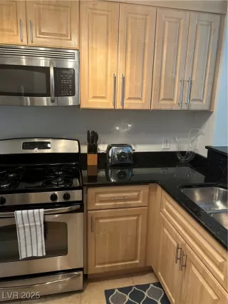 Photo #2: 2654090 Listing 