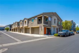 Photo #1: 2654105 Listing 