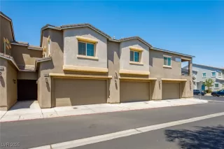 Photo #2: 2654105 Listing 