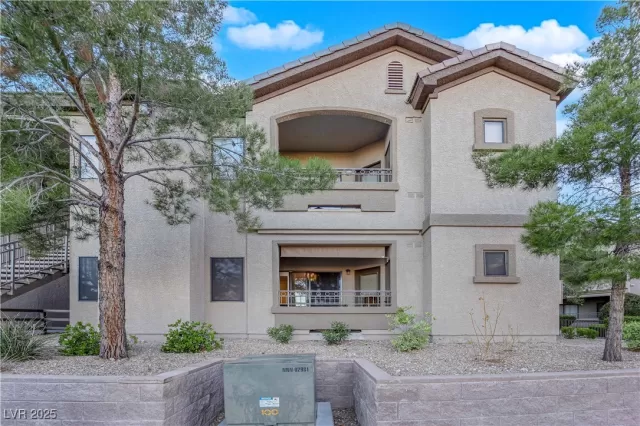 MLS: 2654163 Condo For Sale