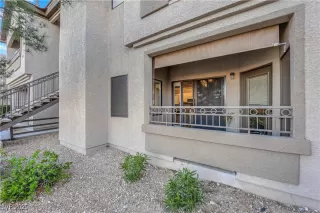 Photo #1: 2654163 Listing