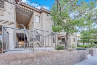 Photo #3: 2654163 Listing