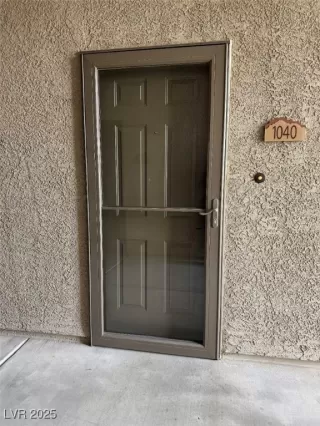 Photo #4: 2654163 Listing