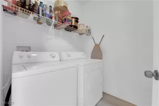 Photo #6: 2654163 Listing