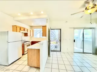 Photo #4: 2654187 Listing 