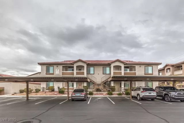 MLS: 2654215 Condo For Sale