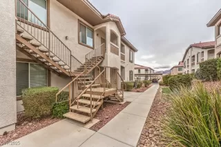 Photo #3: 2654215 Listing 