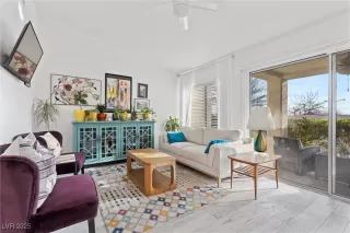 Photo #6: 2654248 Listing