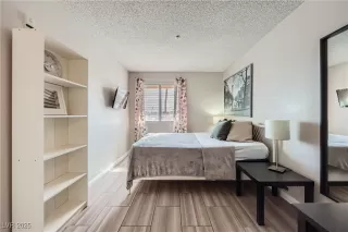 Photo #5: 2654270 Listing