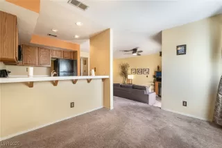 Photo #5: 2654349 Listing