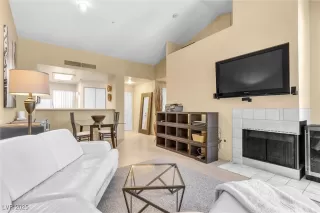 Photo #4: 2654360 Listing 