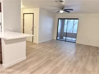 Photo #4: 2654367 Listing